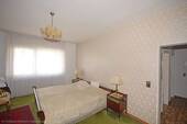 Schlafzimmer - 3 Zimmer Etagenwohnung zum Kaufen in Köln