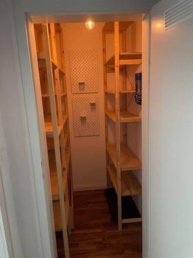 Abstellkammer - 2 Zimmer Etagenwohnung zum Kaufen in Karlsruhe