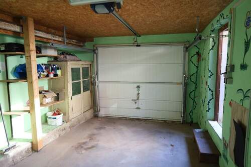 Garage - 