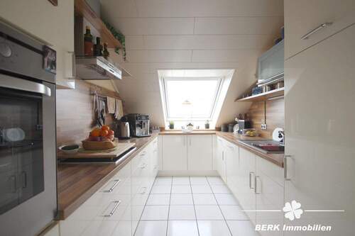 Küche - Etagenwohnung mit 101,10 m&sup2; in Kleinostheim zum Kaufen