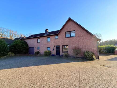 03 IMG_4903.jpg - 6 Zimmer Mehrfamilienhaus, Wohnhaus in Westerwalsede