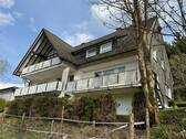 EG_Garten-Ansicht - 9 Zimmer Mehrfamilienhaus, Wohnhaus zum Kaufen in Schmallenberg