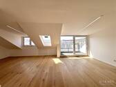 Wohn- und Essbreich - 2 Zimmer Etagenwohnung zum Kaufen in Stuttgart