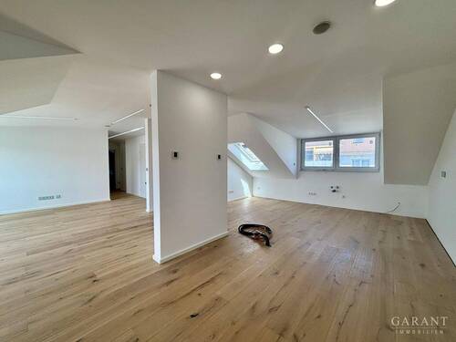 Wohn- und Essbreich - Etagenwohnung mit 87,00 m&sup2; in Stuttgart zum Kaufen