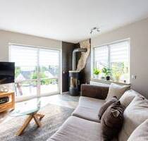 Haus-im-Haus: Wohn-Gefühl auf 101 m² mit EBK, Terrasse, Garten, Helligkeit und modernem Charme! - Neuhäusel