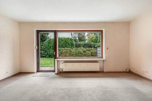 Wohnzimmer im Erdgeschoss - 