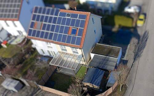 Vogelperspektive - 5 Zimmer Doppelhaushälfte zum Kaufen in Ingolstadt