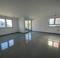Moderne 3 - Zimmer - Wohnung mit Balkon, Aufzug, Tiefgarage & Fußbodenheizung - Niefern-Öschelbronn / Niefern