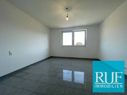 Schlafzimmer - Etagenwohnung mit 83,00 m&sup2; in Niefern-Öschelbronn / Niefern zur Miete