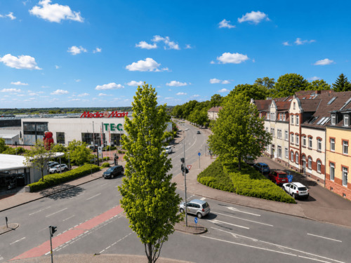 017 - Blick aus dem Fenster.png - 