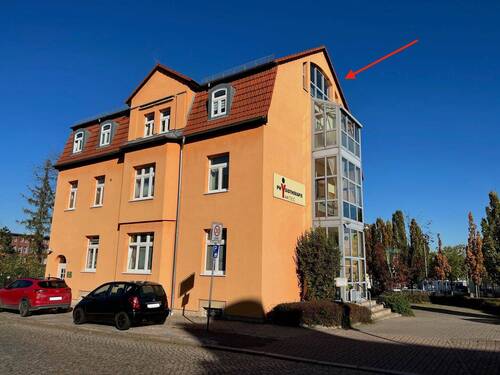 001.JPG - Moderne 2-Zimmer-Dachgeschosswohnung mit Stellplatz in Erfurt
