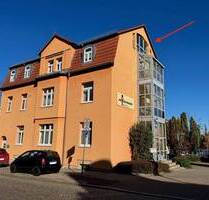 Moderne 2-Zimmer-Dachgeschosswohnung mit Stellplatz in Erfurt