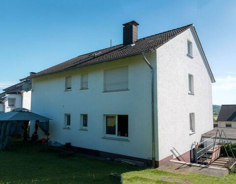 Rückansicht - 1 Zimmer Mehrfamilienhaus, Wohnhaus zum Kaufen in Brakel