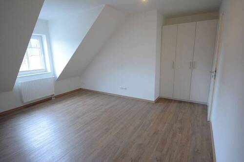 Zimmer 1 - 