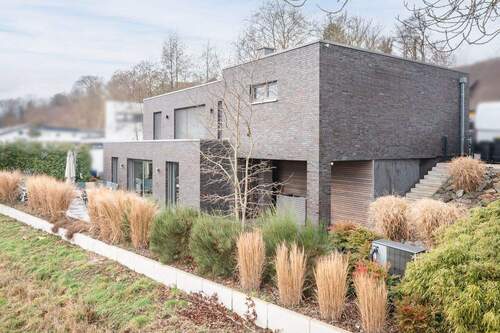 Südansicht II - 3 Zimmer Einfamilienhaus in Bad Oeynhausen