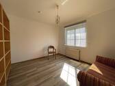 Wohnzimmer Einlieger Bild 1 - 