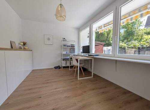 Büro - 7 Zimmer Reihenendhaus in Leinfelden-Echterdingen