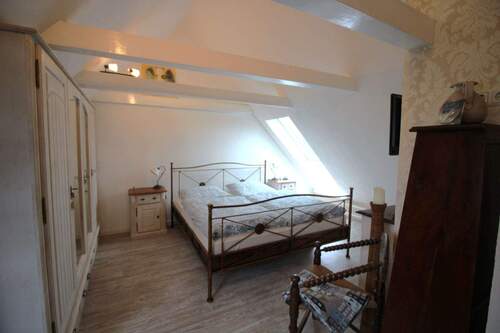 Schlafzimmer DG - 