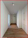 Flur - Etagenwohnung mit 76,40 m&sup2; in Schleswig zur Miete