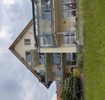 Charmante 3-Zimmer Eigentumswohnung mit großem Balkon und Blick ins Grüne - Leinburg Diepersdorf