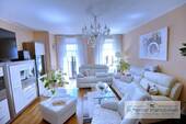 Wohnzimmer - wunderschöne 3-Zimmer Wohnung mit Balkon im 1. OG der Ziegelstraße, Meerane, ab 01.10.2026 frei