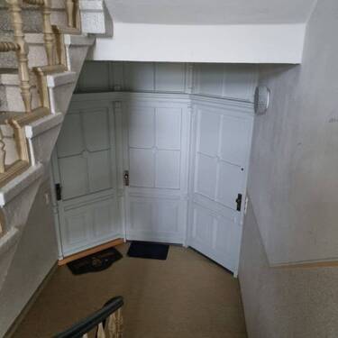 Treppenhaus Vorderhaus 02 - Mehrfamilienhaus, Wohnhaus mit 925,00 m² in Görlitz zum Kaufen