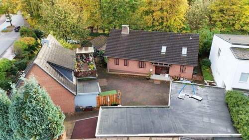 Hof - Mehrfamilienhaus, Wohnhaus in Hamburg / Marmstorf