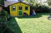 Gartenhaus - Saniertes Haus mit 2 Garagen und schönem Garten - Mitten in Buchholz!!