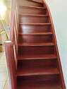 Holztreppe ins Obergeschoss - 