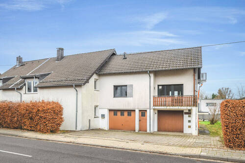 Titelbild - Neubau trifft Bestand: Zweifamilienhaus mit aktueller Energietechnik in Simmerath-Lammersdorf
