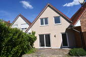 Reihenhaus - 4 Zimmer Reihenmittelhaus in Varrel