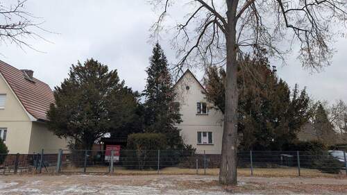 Straßenansicht - 4 Zimmer Einfamilienhaus zum Kaufen in Falkensee