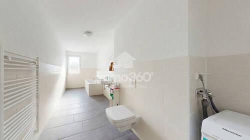 modernes Wannenbad - 