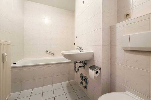 Badezimmer - Einfamilienhaus in Weinböhla zum Kaufen