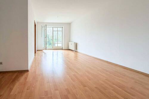 Wohnzimmer Ansicht 04 - 