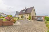 Haus & Gartenansicht - 