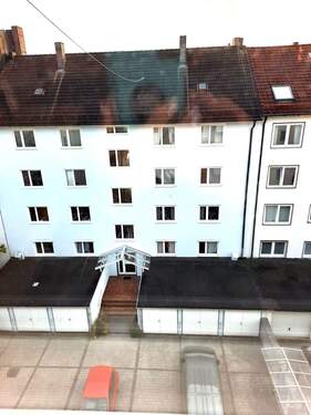 Blick vom Schlafzimmerfenster.jpg - 