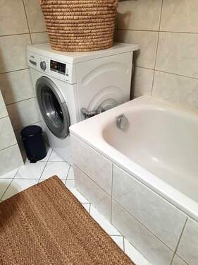 Waschmaschine kann ohne Ablöse übernommen werden.j - 