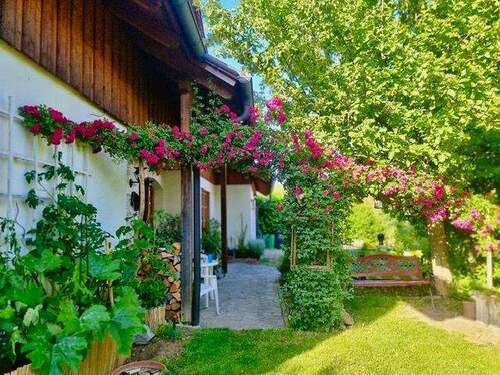 a2a55cb6-1aba-4c3d-bc95-8ea5a9a3d88e.jpg - 6 Zimmer Einfamilienhaus in Markt Rettenbach