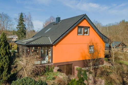 Einfamilienhaus mit Wintergarten - 5 Zimmer Einfamilienhaus zum Kaufen in Beeskow