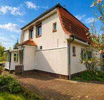 Interessantes Einfamilienhaus mit möglichem Bauplatz in schöner Lage von Finkenkrug - Falkensee