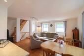 Wohnzimmer - 1 Zimmer Mehrfamilienhaus, Wohnhaus zum Kaufen in Neuenkirchen