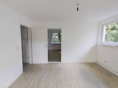 Ansicht II: Wohn- und Esszimmer - 2 Zimmer Etagenwohnung zur Miete in Nordenham