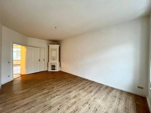 neu (2) - 