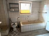 Wohnung II, DG-Bad - 