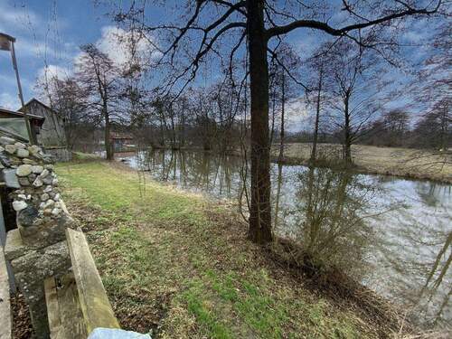 An der Schwarzach - 9 Zimmer Mehrfamilienhaus, Wohnhaus in Neunburg