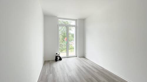 Kinderzimmer 2 - 5 Zimmer Etagenwohnung in Chemnitz