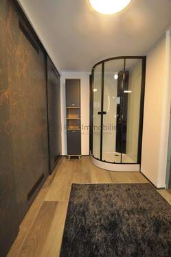 Badezimmer II - 
