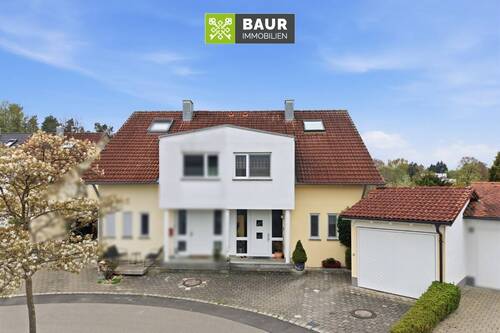 Außen - Familienglück in Meckenbeuren-Hegenberg - schöne Doppelhaushälfte mit Garten, frei ab Herbst 2026