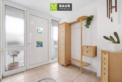 EG Eingang Windfang - 5 Zimmer Doppelhaushälfte in Meckenbeuren / Hegenberg